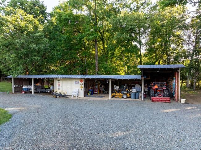 5633 Baptist Assembly Rd, House other with 3 bedrooms, 4 bathrooms and null parking in Julian NC | Image 47