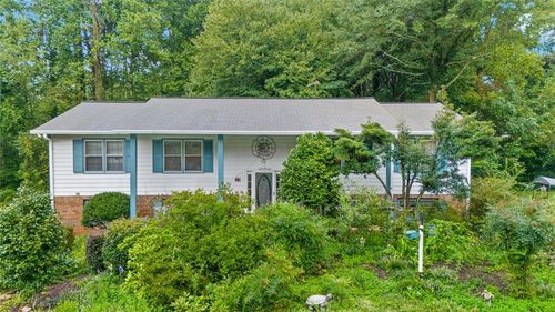 2420 Bob Bettis Rd, Marietta, GA, 30066-5712 | Card Image