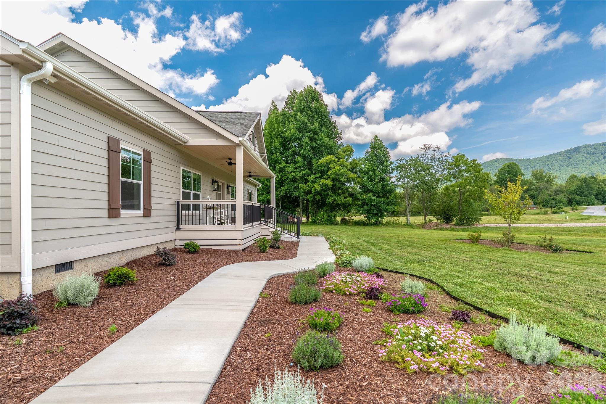 Residential in Hendersonville 3