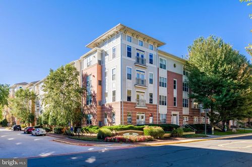 387-2791 Centerboro Dr, VIENNA, VA, 22181-4819 | Card Image