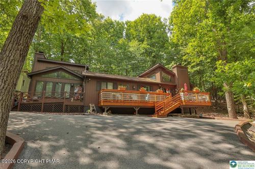 2114 Lansdale Dr, East Stroudsburg, PA, 18301-8925 | Card Image
