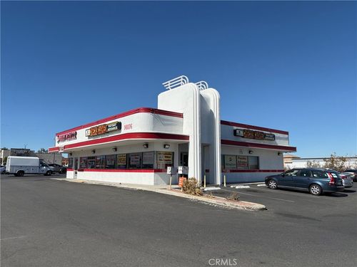 14876 Bear Valley Rd, Victorville, CA, 92395-9009 | Card Image