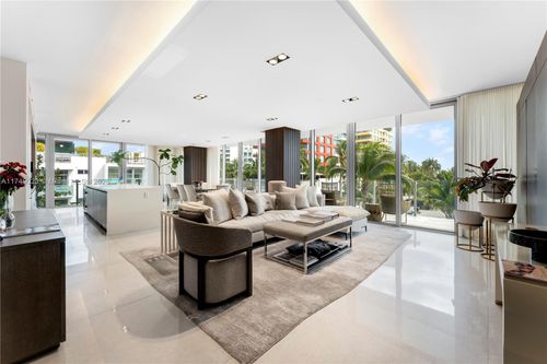 unit-308-1 Collins Ave, Miami Beach, FL, 33139-7483 | Card Image
