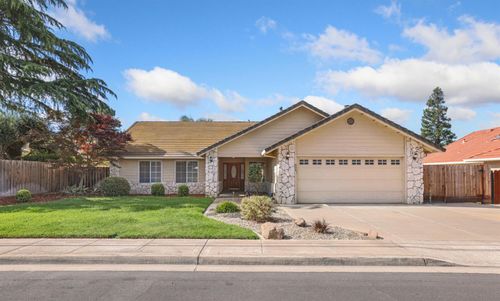 924 E Milgeo Ave, Ripon, CA, 95366-2254 | Card Image
