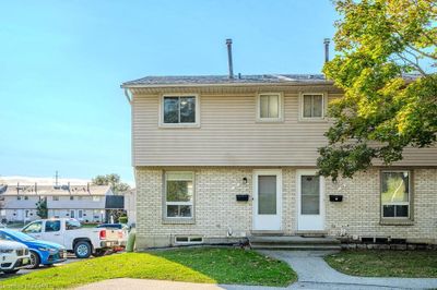 73 - 700 Paisley Rd, Townhouse with 3 bedrooms, 2 bathrooms and 1 parking in Guelph ON | Image 1