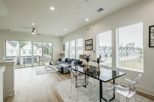 f-5703 Balbo St, Houston, TX, 77091-4603 | Card Image