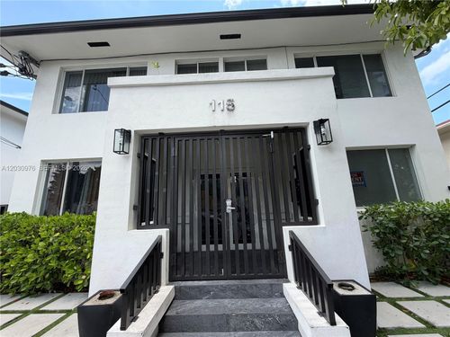 1-115 Sw 11th Ave, Miami, FL, 33130-1049 | Card Image