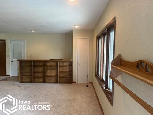 509 6th Ave S, Humboldt, IA, 50548-2220 | Card Image