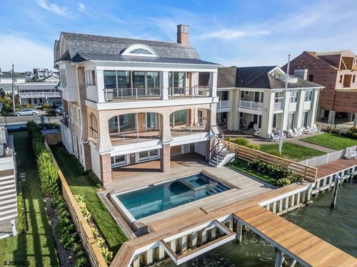 70 Bay Rd, Ocean City, NJ, 08226-4440 | Card Image