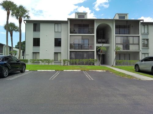 apt-d2-1011 Green Pine Blvd, West Palm Beach, FL, 33409-7023 | Card Image
