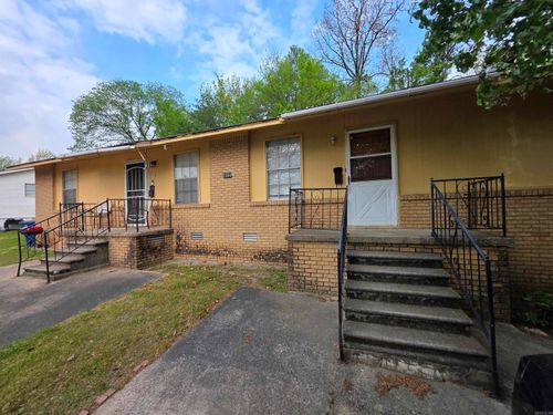 2104 Virginia Dr, North Little Rock, AR, 72118-4253 | Card Image