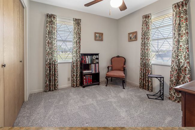 Pass through eat-at bar or serving station for entertaining | Image 14