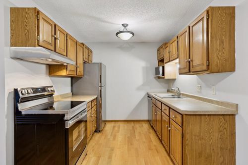 apt-307-570 Whispering Ln, Hastings, MN, 55033-1579 | Card Image