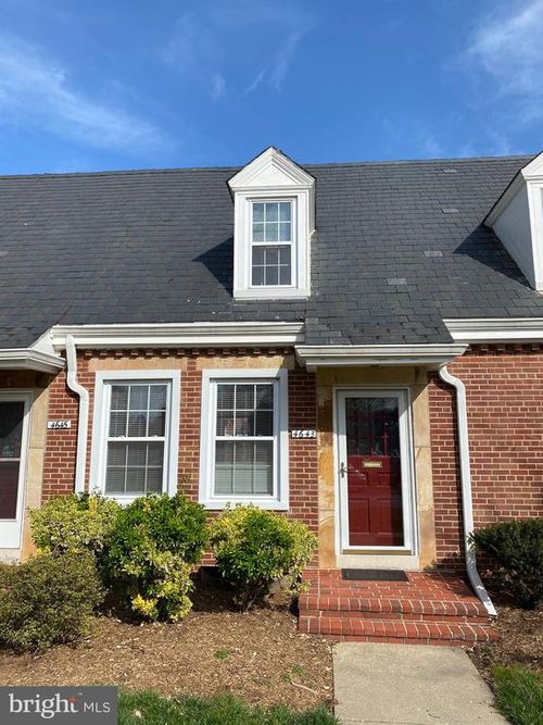 4643 36th St S, ARLINGTON, VA, 22206-1725 | Card Image
