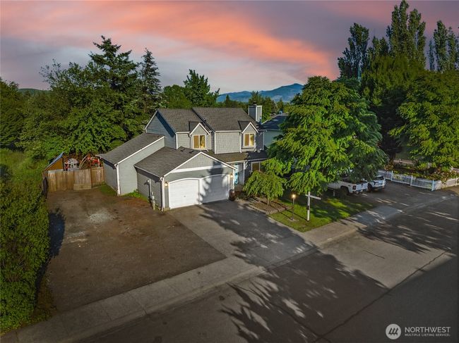 205 Berninger Street, House other with 3 bedrooms, 3 bathrooms and 2 parking in Enumclaw WA | Image 31