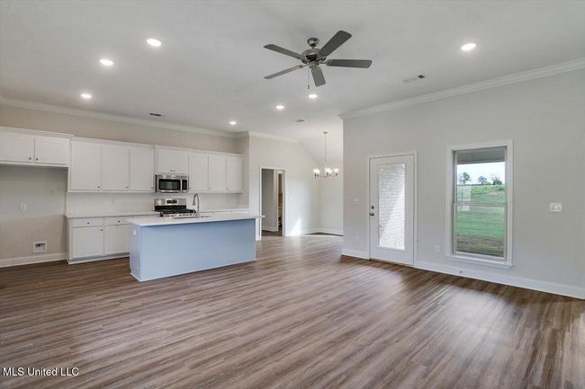 06-642 Westfield Dr | Image 6