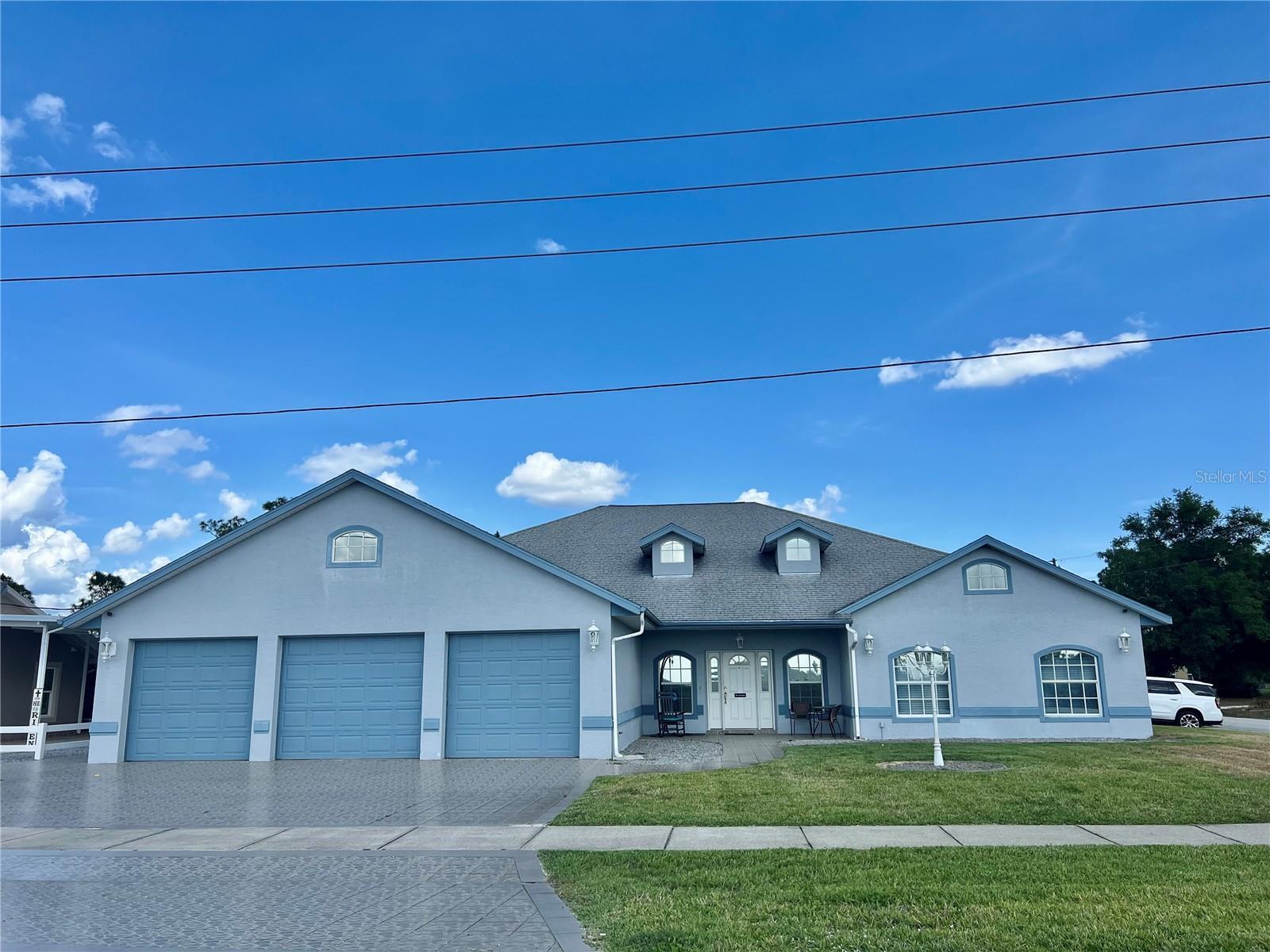 Cougar Blvd, Sebring, FL 33872