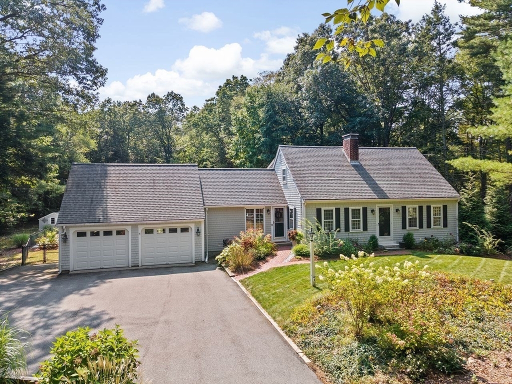 Grove St, Norwell, MA 02061