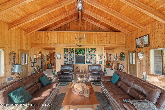 256 Pierce Dr, House other with 4 bedrooms, 3 bathrooms and null parking in Etna WY | Image 12