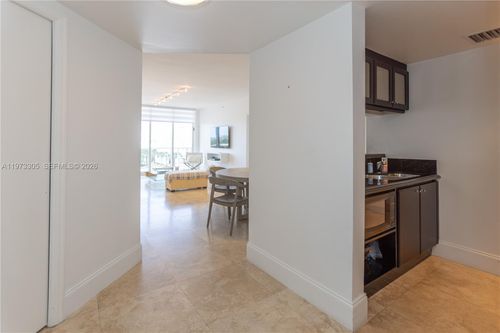 n6-f-9595 Collins Ave, Surfside, FL, 33154-2618 | Card Image