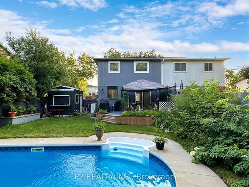 411 Rosedale Dr, Whitby, ON, L1N1Z5 | Card Image