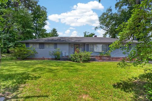 120 Pineview Dr, Albany, KY, 42602-8157 | Card Image