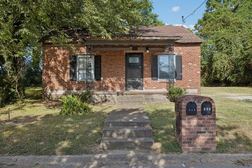 808 Woodside St, Columbia, TN, 38401-3491 | Card Image