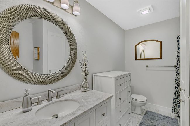 Main floor full bath | Image 20