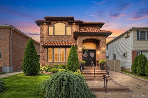 157-35 19th Ave, Whitestone, NY, 11357 | Card Image