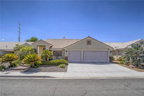3591 Yorba Linda Dr, Las Vegas, NV, 89122-4714 | Card Image