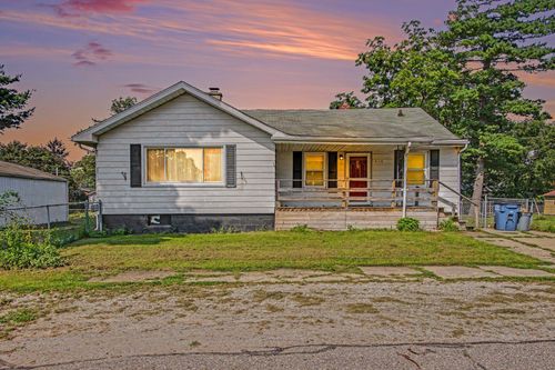 626 Gladys St, Michigan City, IN, 46360 | Card Image