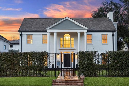 2440 Inwood Dr, Houston, TX, 77019-3312 | Card Image