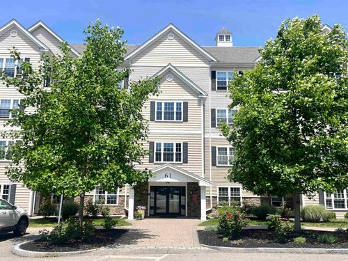 unit-309-61 Acadia Ln, Exeter, NH, 03833-4931 | Card Image