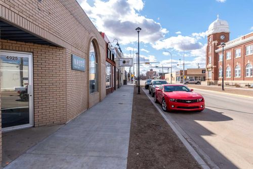 4925 50 St, Lloydminster, SK, S9V0N1 | Card Image