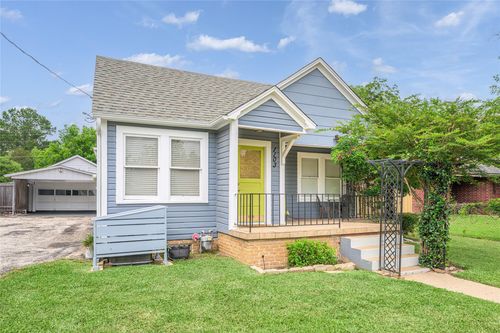 1103 Thiel St, Brenham, TX, 77833-3370 | Card Image
