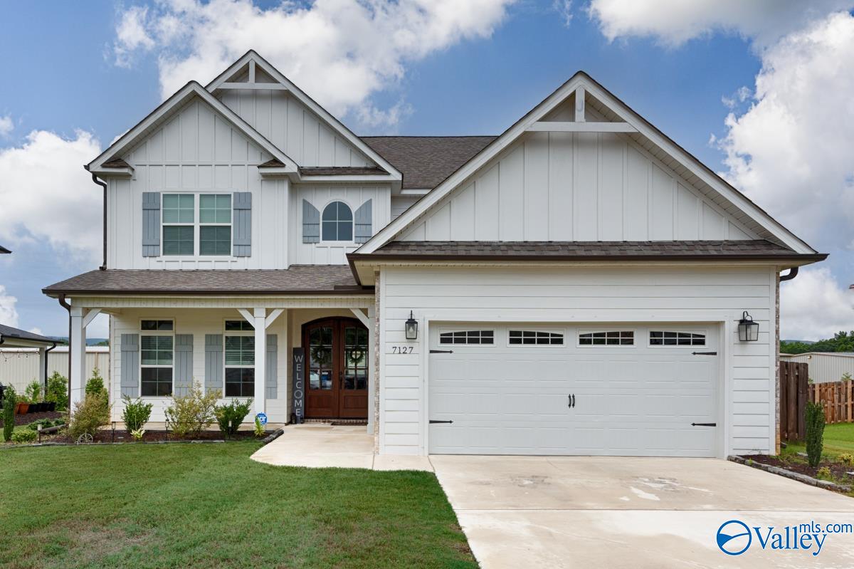 Kingsbridge Ln, Owens Cross Roads, AL 35763