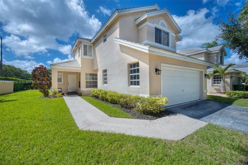 2913 Myrtle Oak Cir, Davie, FL, 33328-6739 | Card Image