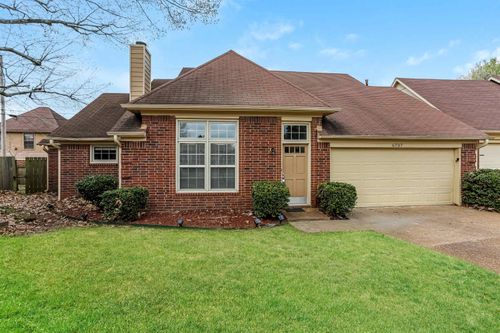 6737 Willow Way Ln, Memphis, TN, 38141-7392 | Card Image