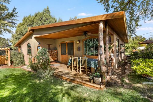 2912 S 1050 E, Hagerman, ID, 83332-5839 | Card Image