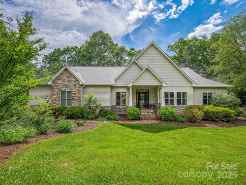 138 Bridlewood Trl, Mills River, NC, 28759-9535 | Card Image