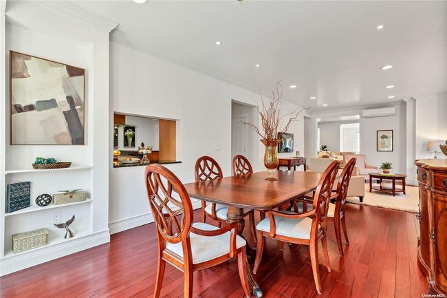 34 Boulevard, House other with 8 bedrooms, 4 bathrooms and null parking in Malba NY | Image 12