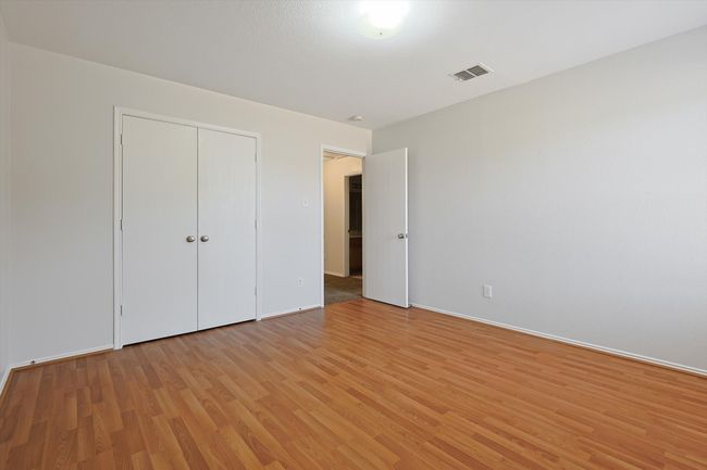 Guest Bedroon | Image 32