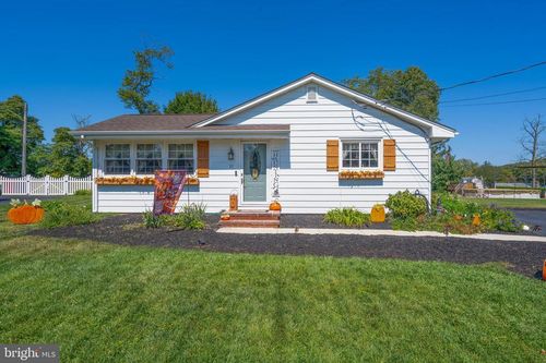 11 Westwood Ave, Bridgeton, NJ, 08302-4536 | Card Image