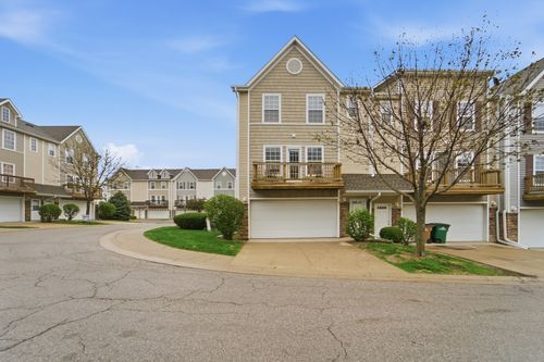 91-2150 Ne 18th St, Grimes, IA, 50111-4735 | Card Image