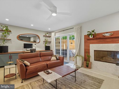 3878 Alder Woods Ct, FAIRFAX, VA, 22033-2441 | Card Image
