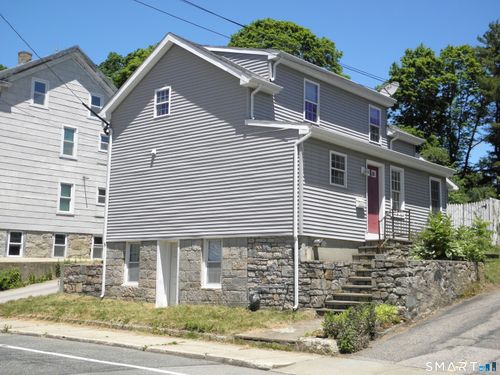 89 Liberty St, Pawcatuck, CT, 06379-1641 | Card Image