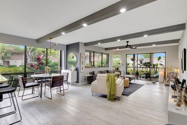405 Brackenwood Ln S, Condo with 2 bedrooms, 2 bathrooms and null parking in Palm Beach Gardens FL | Image 21