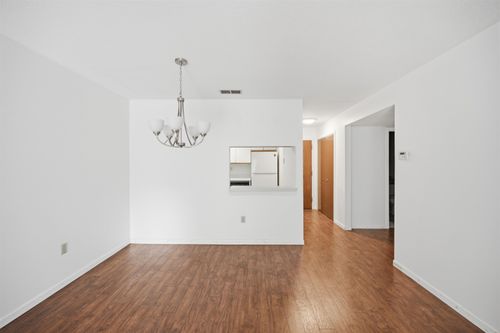 29-117 Cluff Crossing Rd, Salem, NH, 03079-5315 | Card Image