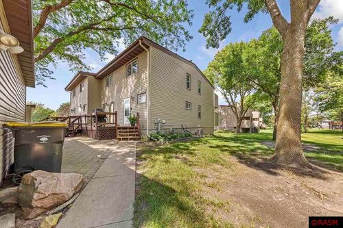 1686 La Mar Dr, North Mankato, MN, 56003-1529 | Card Image