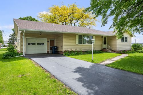 507 S Depot St, Annawan, IL, 61234-9774 | Card Image